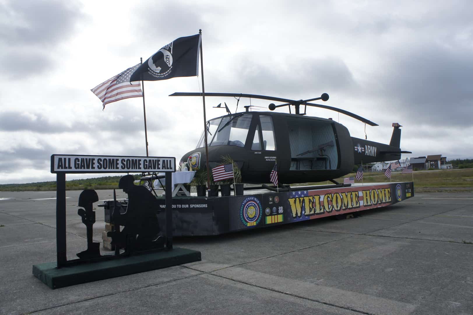 Episode 105 – Richard Fitts Jr’s Family at The Wall that Heals